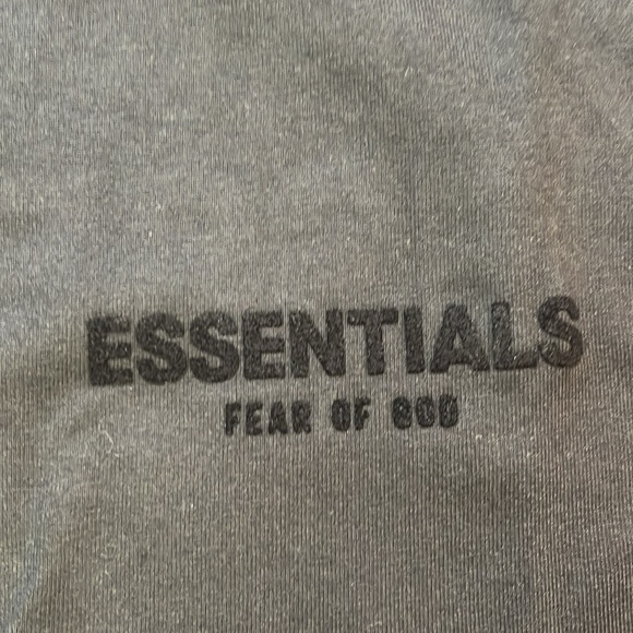Fear of god essentials stretch limo tee shirt - Picture 2 of 5